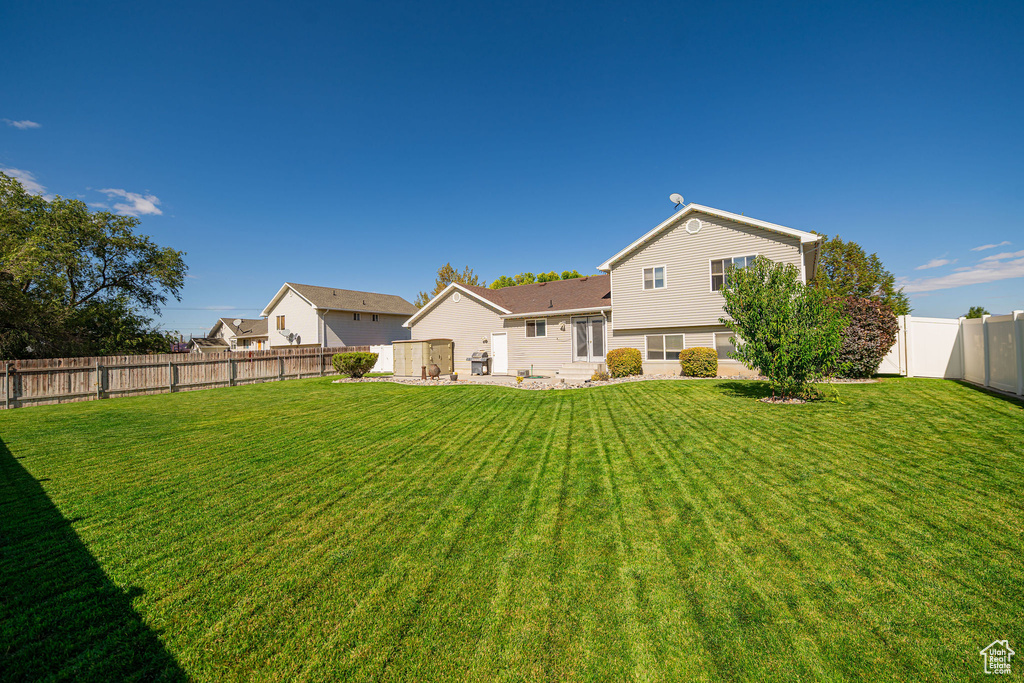Photo 16 for MLS #2115821 at 979 W 600 North