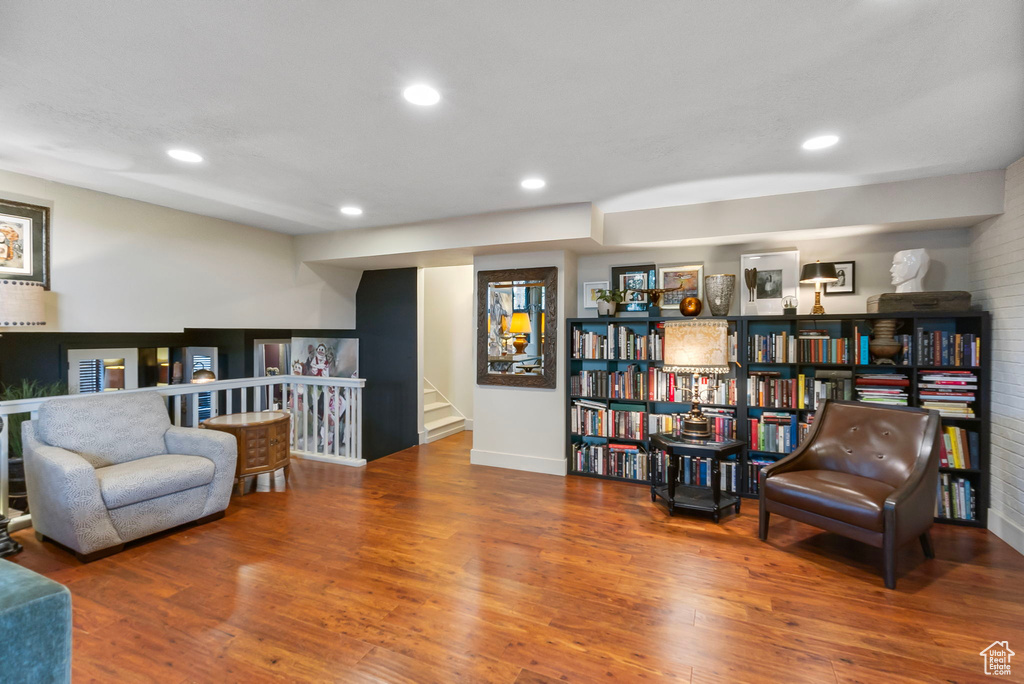 Photo 5 for MLS #2115823 at 178 N Valley View Dr