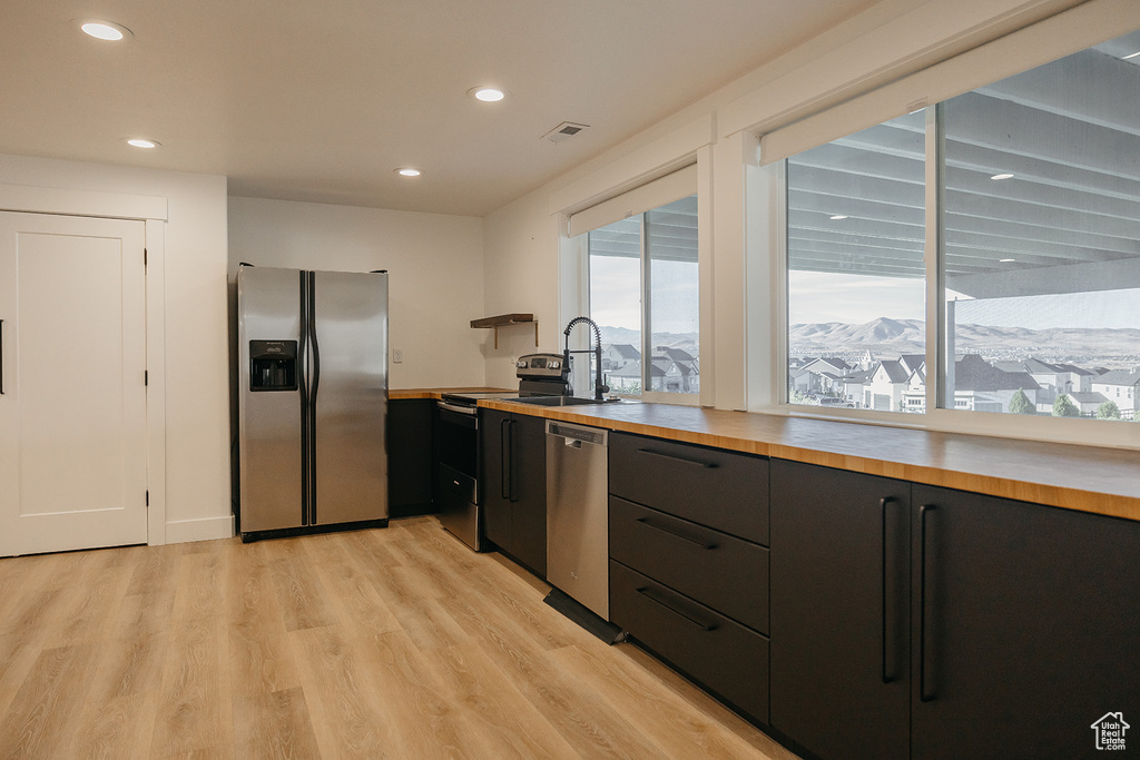 Photo 41 for MLS #2115827 at 312 W Landview Dr