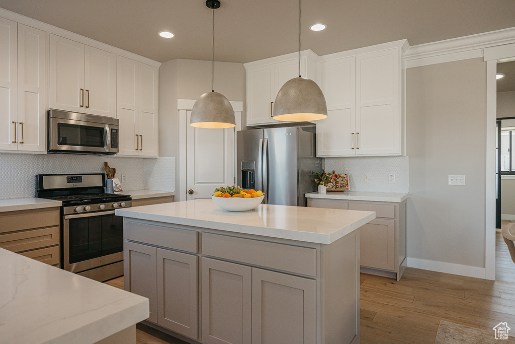 Photo 6 for MLS #2115827 at 312 W Landview Dr