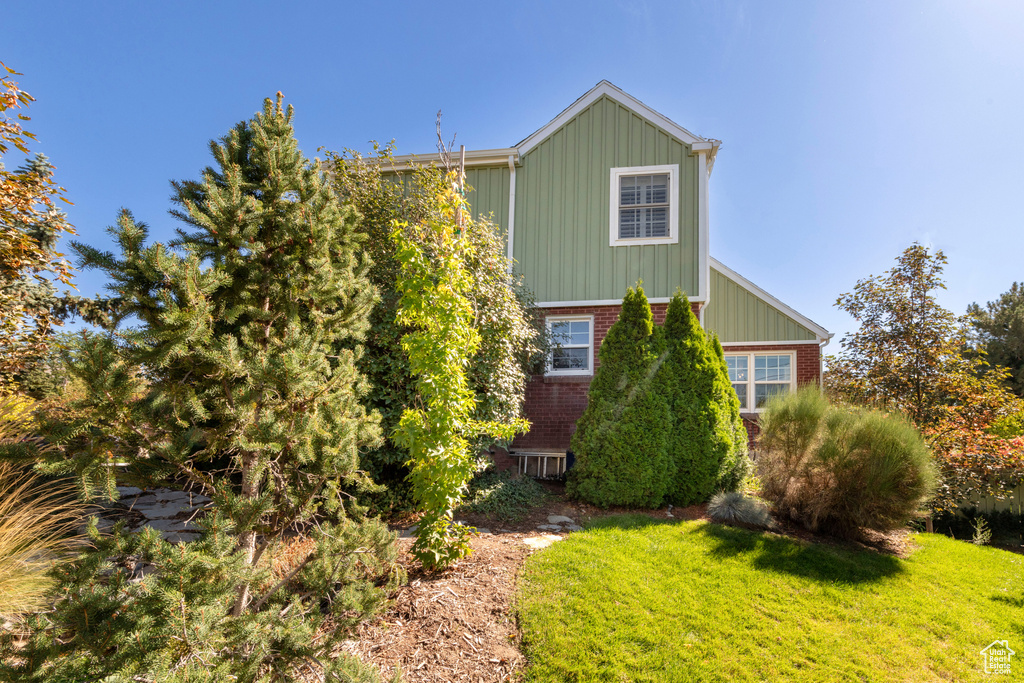 1320 E WILSON AVE Salt Lake City, UT 84105