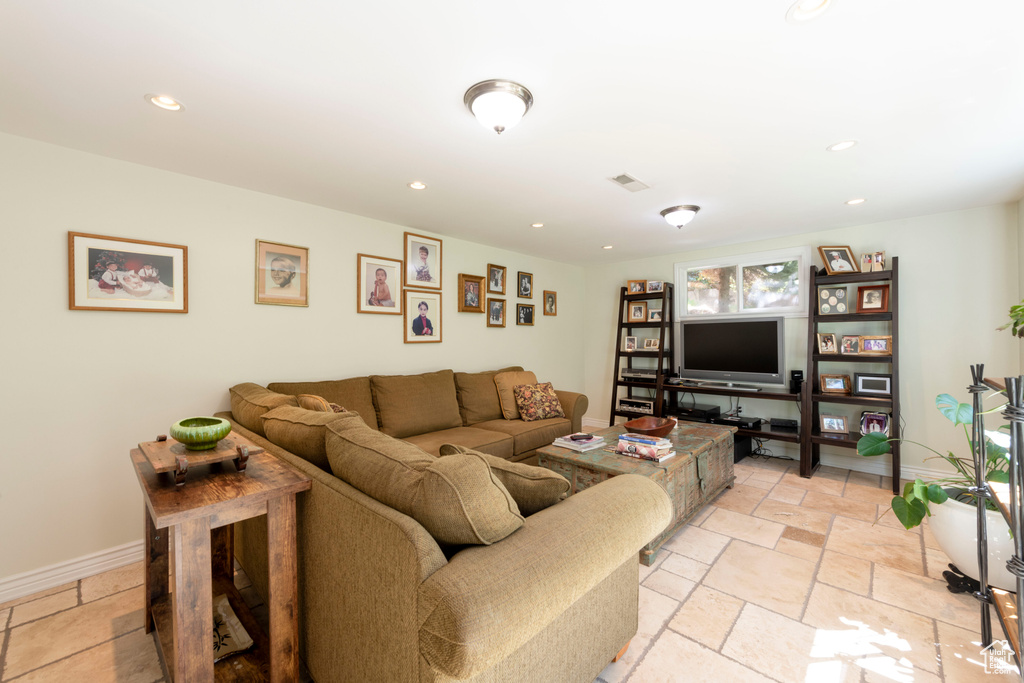 1320 E WILSON AVE Salt Lake City, UT 84105