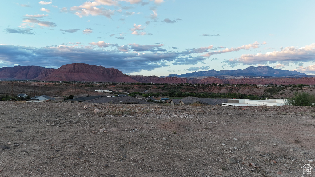 3942  SUNRISE DR Santa Clara, UT 84765