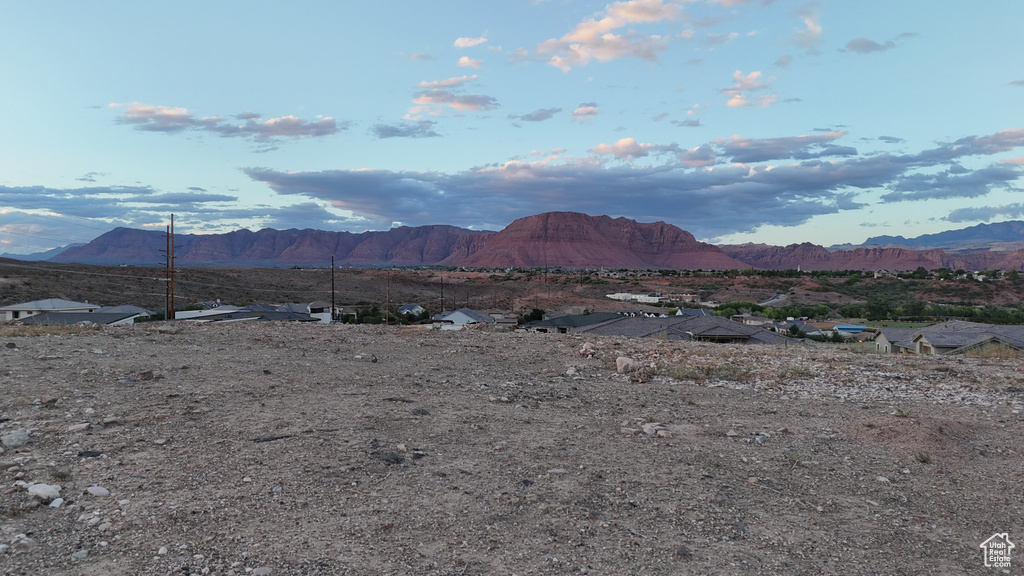 3942  SUNRISE DR Santa Clara, UT 84765