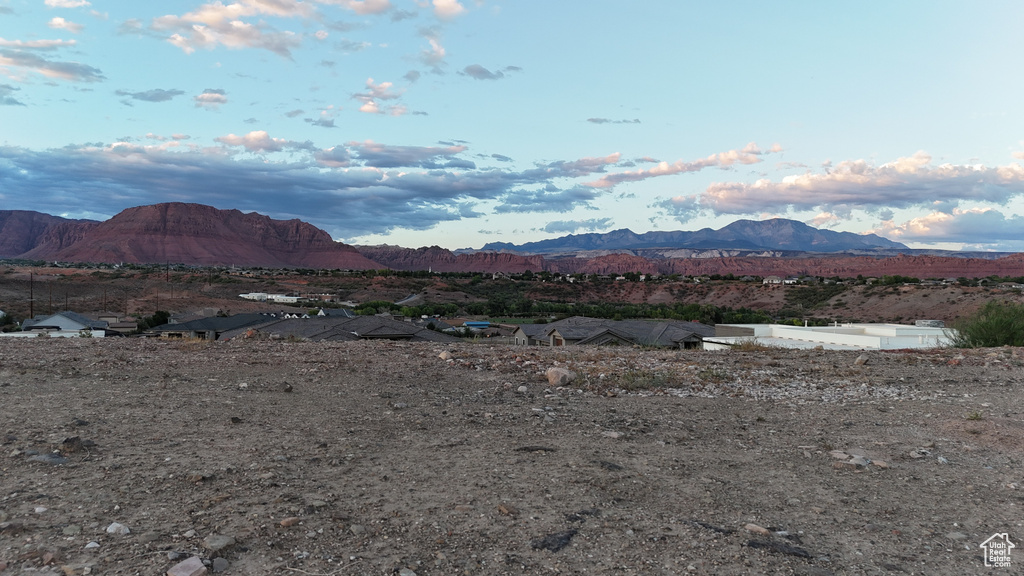 3942  SUNRISE DR Santa Clara, UT 84765