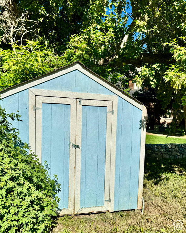 4161 N CANYON RD Provo, UT 84604