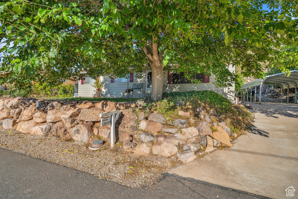 Photo 27 for MLS #2115857 at 254 N Hillside Dr