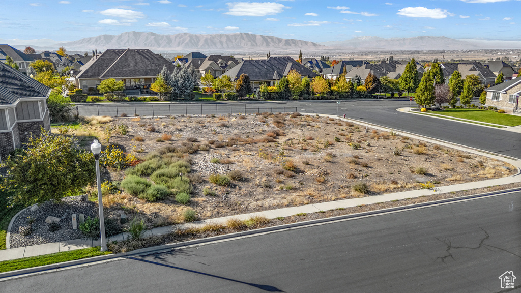 762 E 1020 S Salem, UT 84653