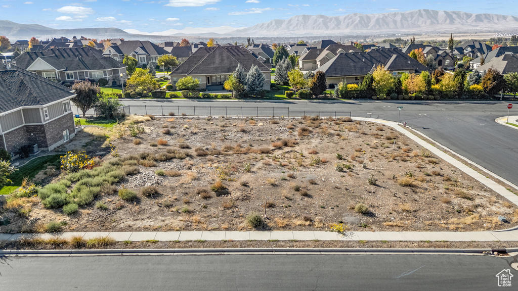 762 E 1020 S Salem, UT 84653