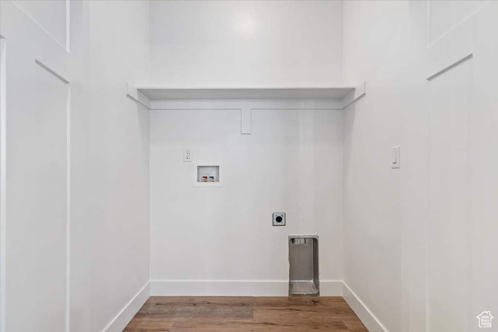 Photo 29 for MLS #2115883 at 805 S Greenway Dr