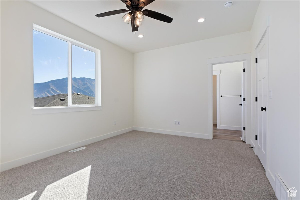 Photo 15 for MLS #2115883 at 805 S Greenway Dr