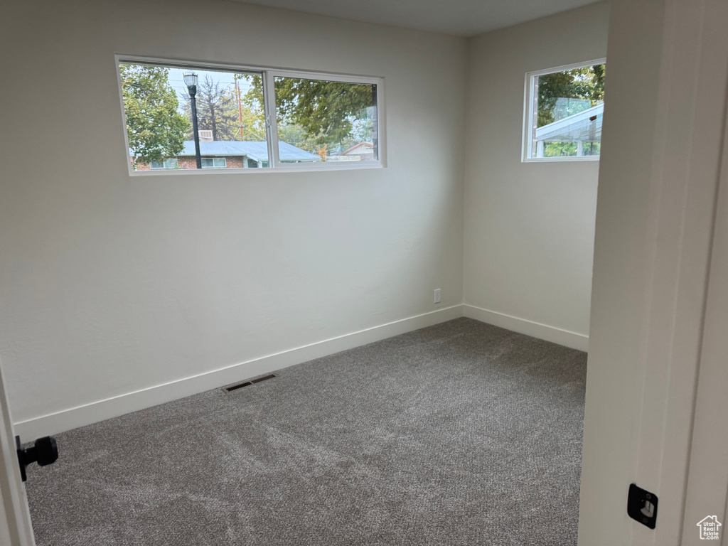 1250 N BUCCANEER DR Salt Lake City, UT 84116