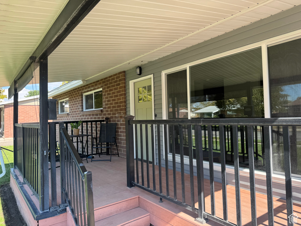 1250 N BUCCANEER DR Salt Lake City, UT 84116