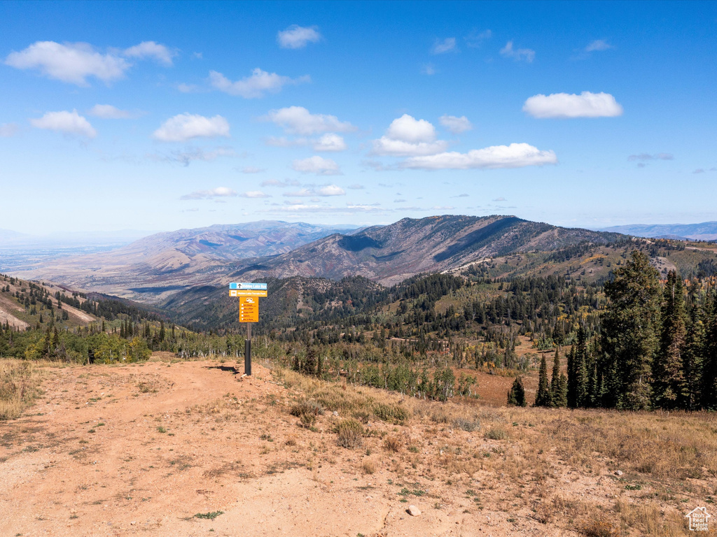 7854 E HEARTWOOD DR Eden, UT 84310