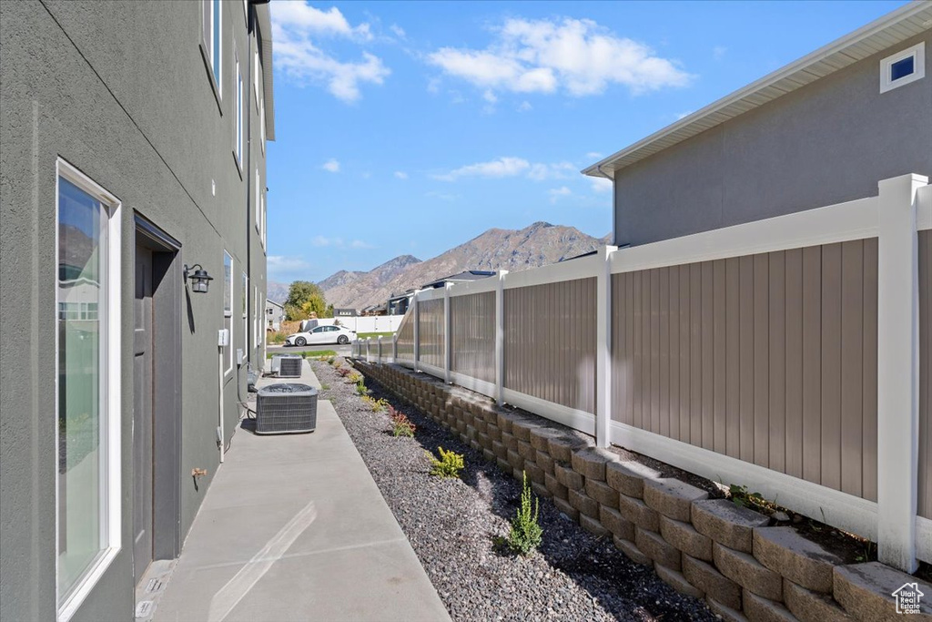 819 S GREENWAY DR Springville, UT 84663