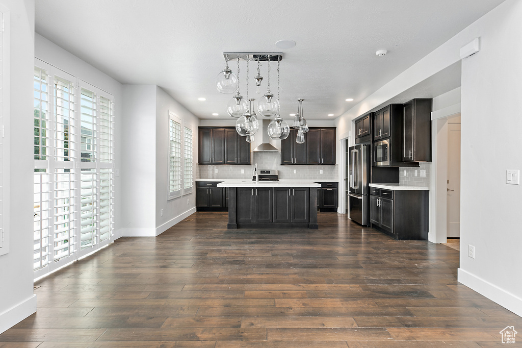 Photo 13 for MLS #2115899 at 1327 N 3250 West