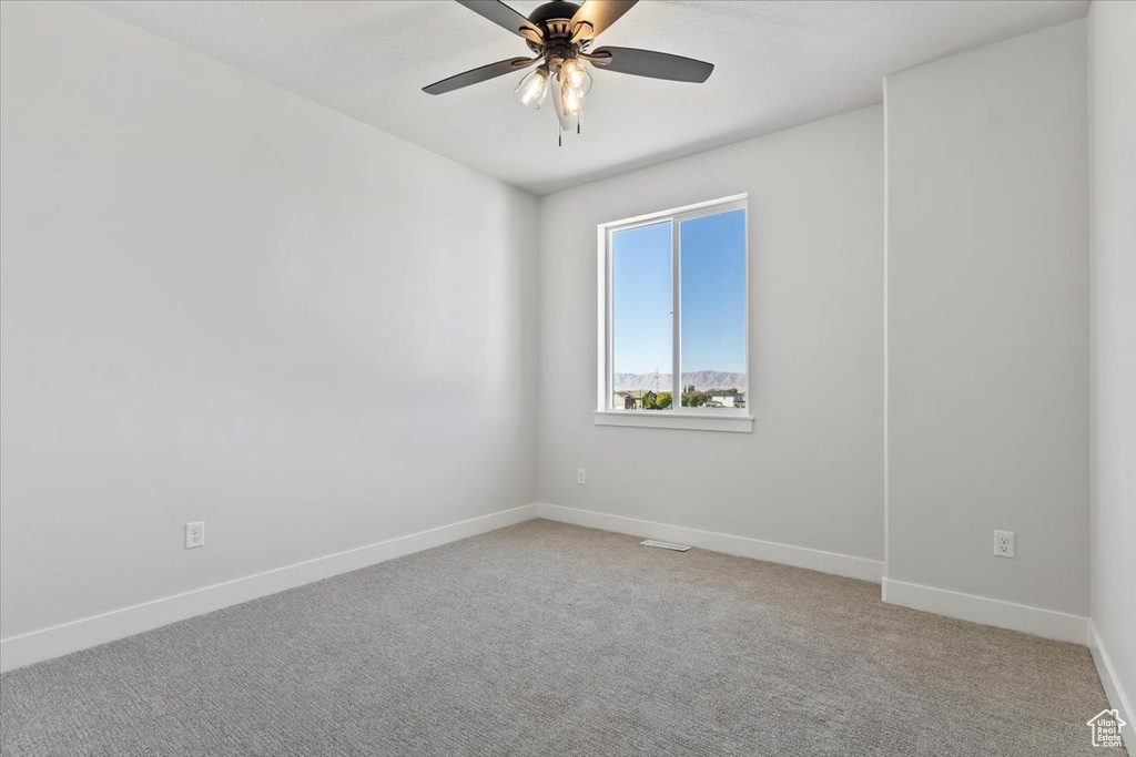Photo 23 for MLS #2115901 at 831 S Greenway Dr