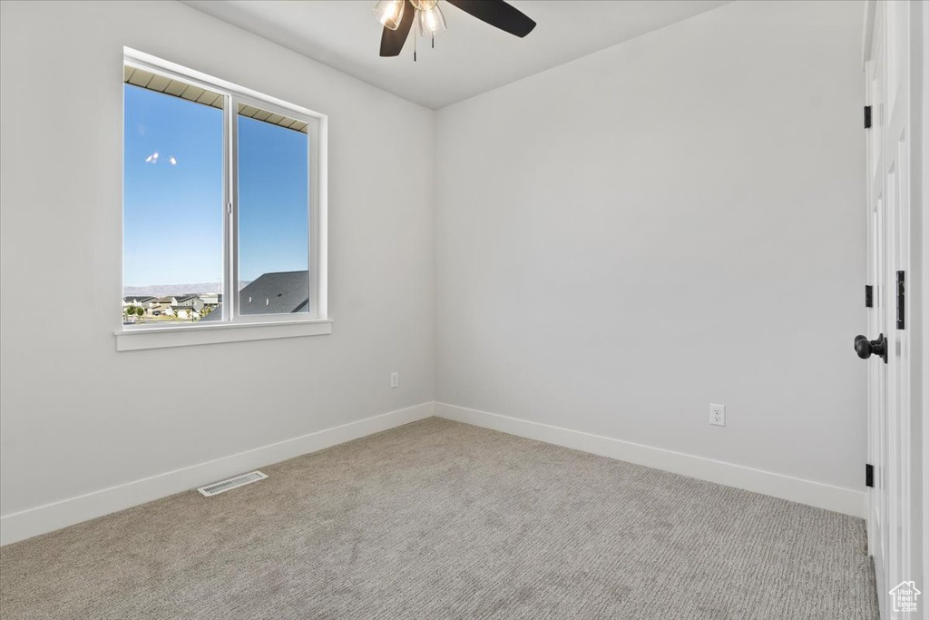 Photo 27 for MLS #2115901 at 831 S Greenway Dr