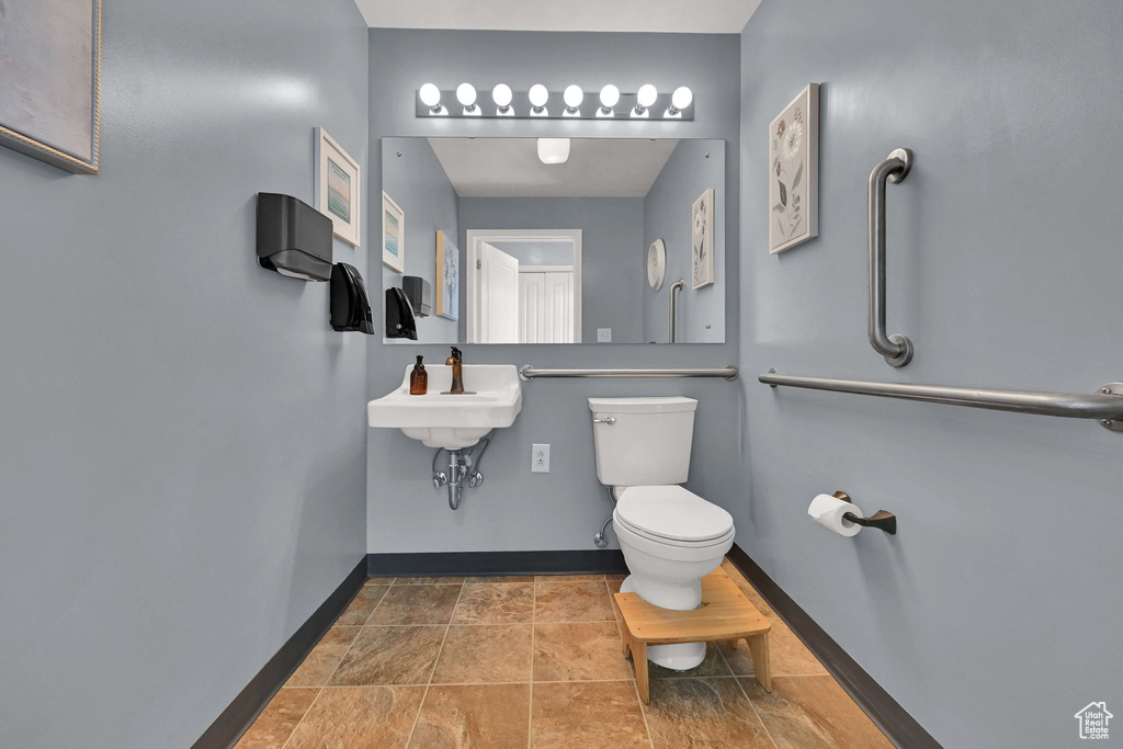 Photo 18 for MLS #2115915 at 1825 W 4400 South