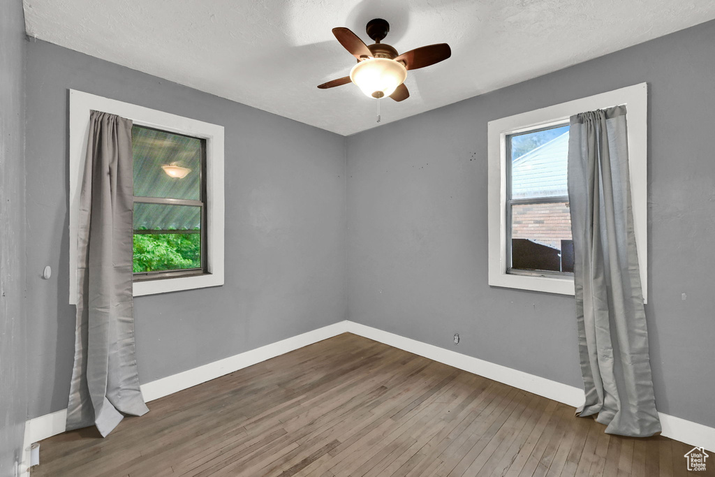 Photo 17 for MLS #2115918 at 516 E Diana
