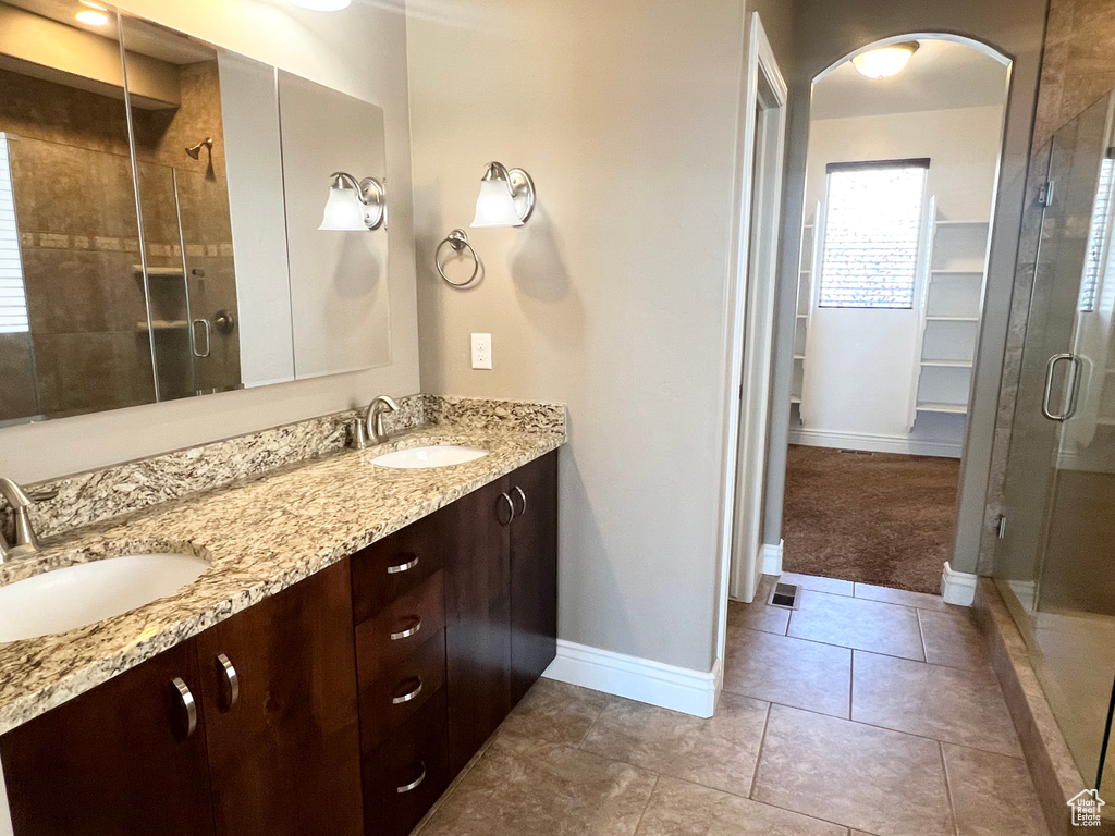 Photo 14 for MLS #2115921 at 853 Horizon Dr