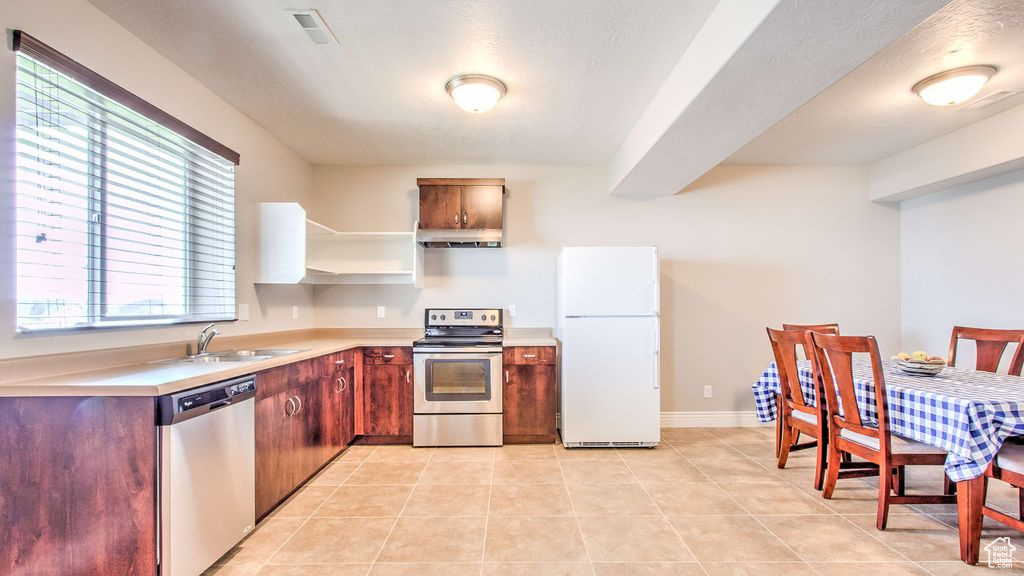 Photo 24 for MLS #2115921 at 853 Horizon Dr