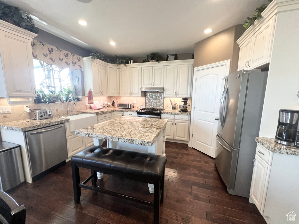 Photo 8 for MLS #2115921 at 853 Horizon Dr