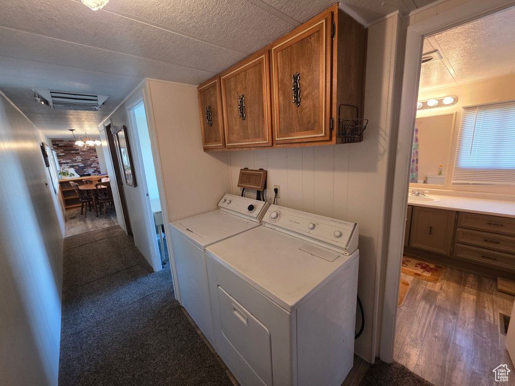 Photo 5 for MLS #2115922 at 1450 N Washington Blvd #8