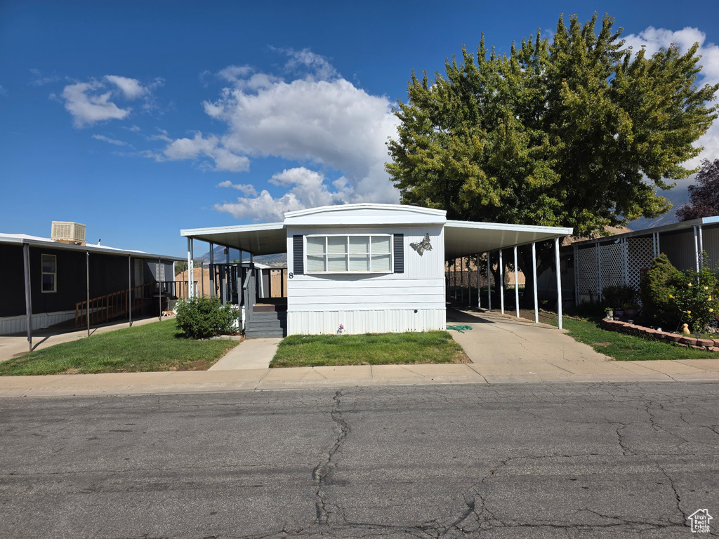 Photo 13 for MLS #2115922 at 1450 N Washington Blvd #8