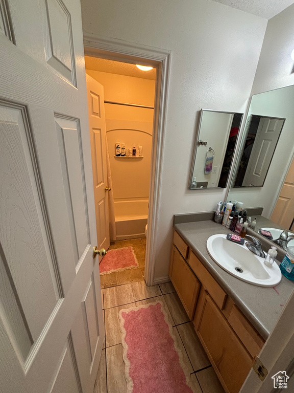 Photo 5 for MLS #2115923 at 148 W Daybreak Ln