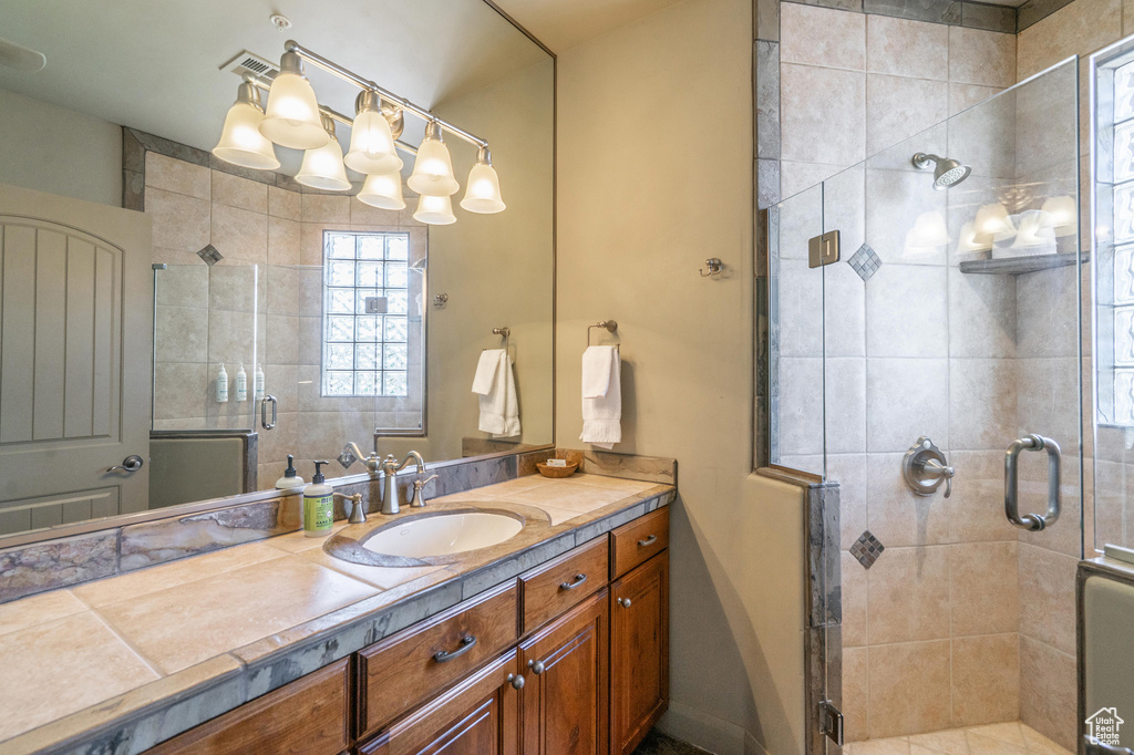 Photo 19 for MLS #2115928 at 1839 W Canyon View Dr #204