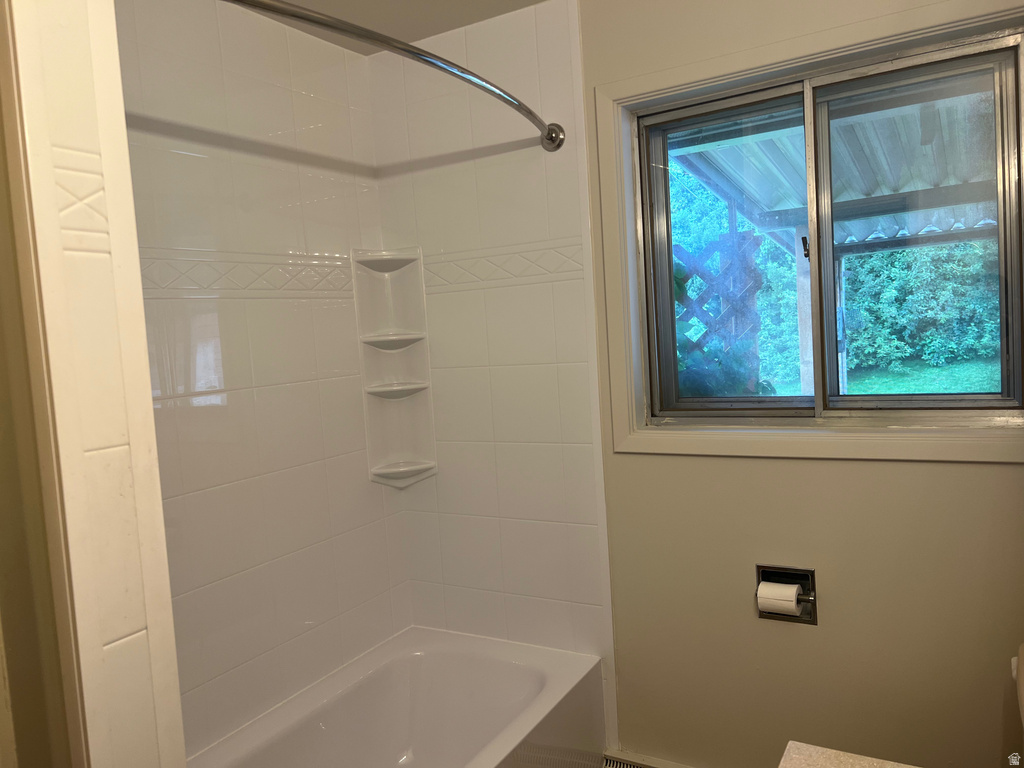 4586 S PORTER South Ogden, UT 84403