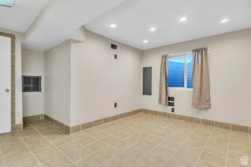 Photo 19 for MLS #2115930 at 1870 E Sunrise Dr