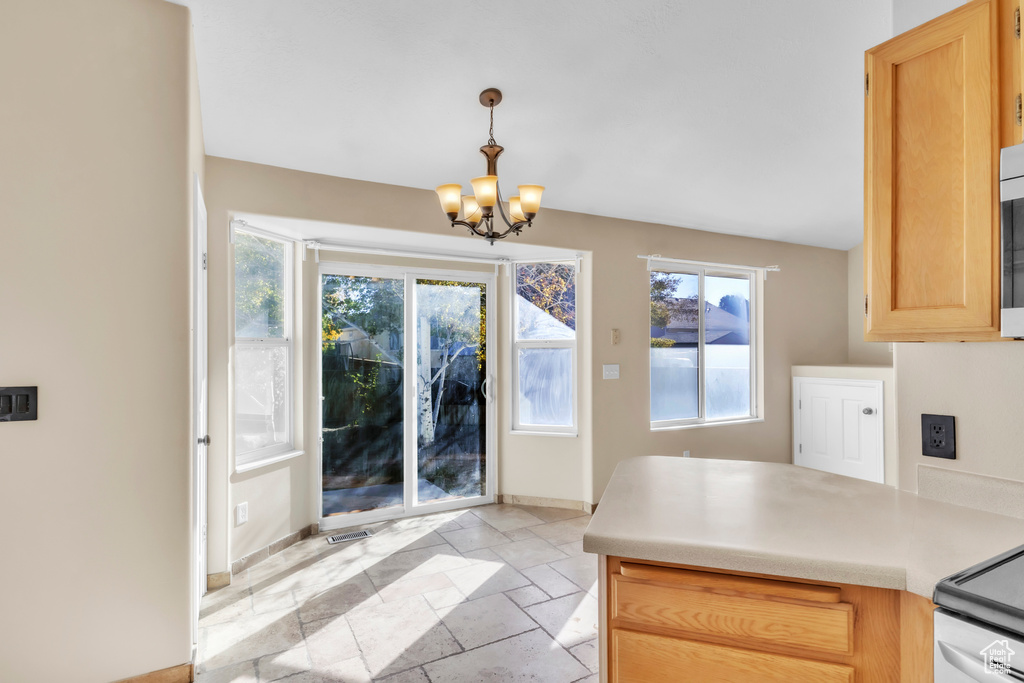 Photo 11 for MLS #2115930 at 1870 E Sunrise Dr