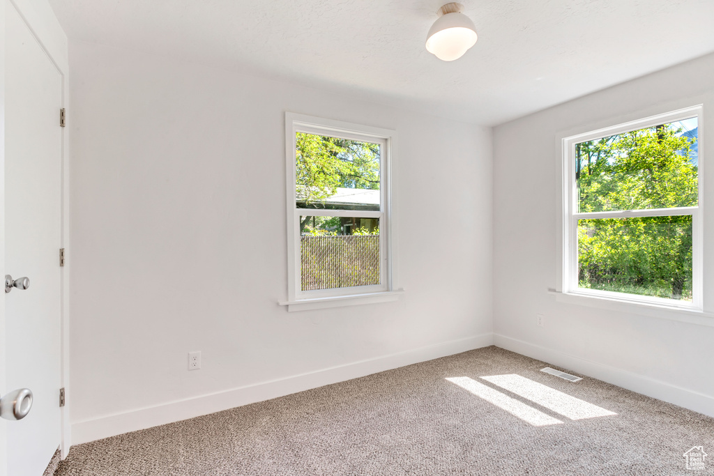 Photo 8 for MLS #2115933 at 690 N 600 West