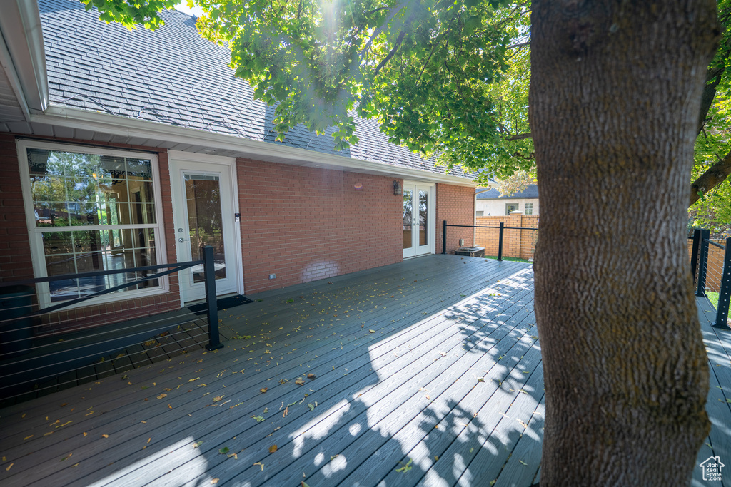 Photo 33 for MLS #2115937 at 968 E Chelsea Dr