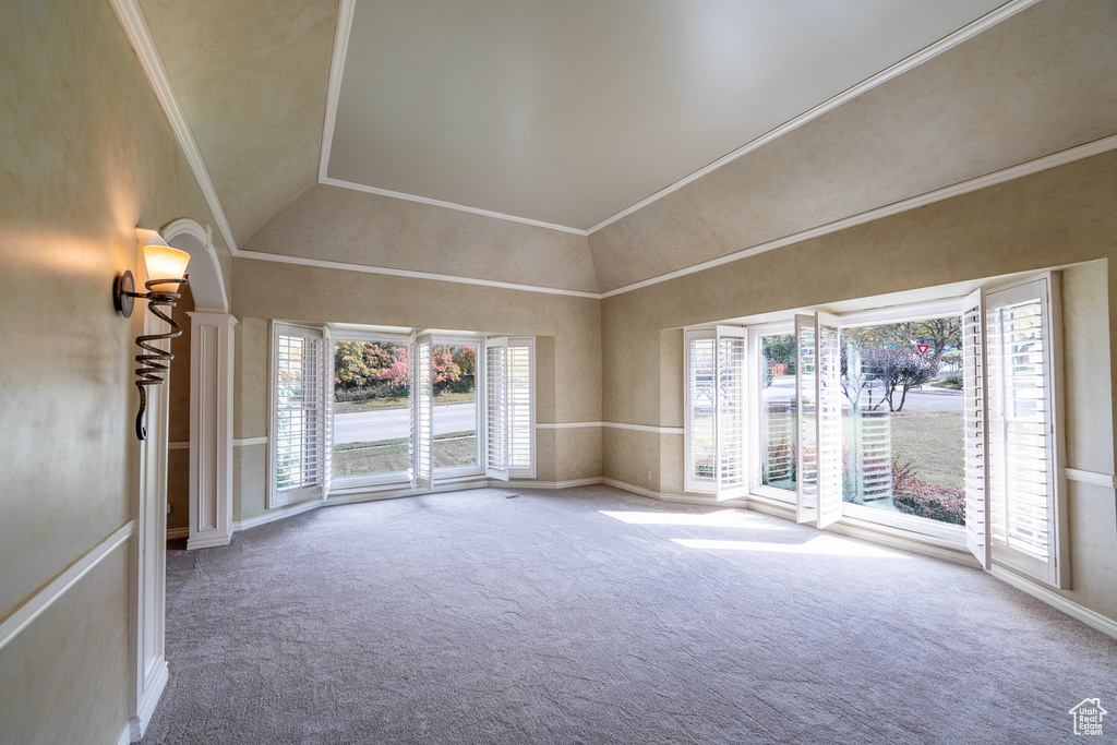 Photo 9 for MLS #2115937 at 968 E Chelsea Dr