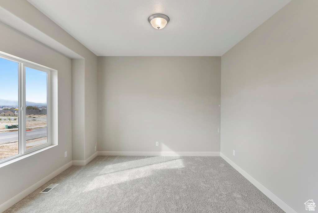 Photo 16 for MLS #2115948 at 2303 E 320 North #40