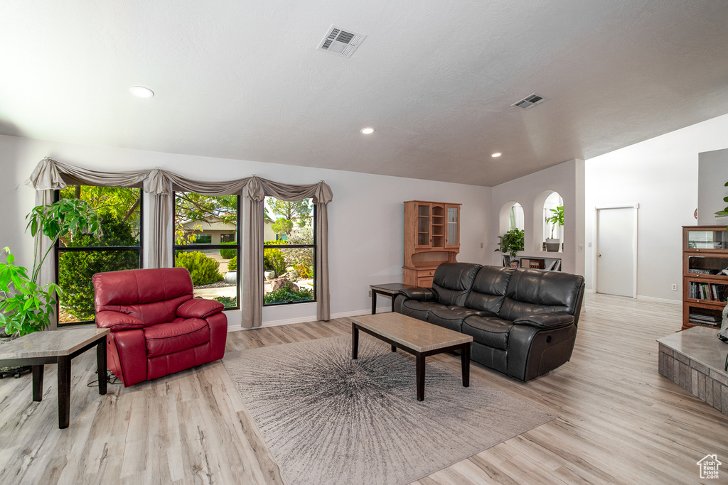 Photo 11 for MLS #2115952 at 2571 W 100 South