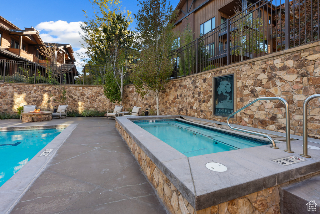 Photo 15 for MLS #2115961 at 4273 Willow Draw Rd #604