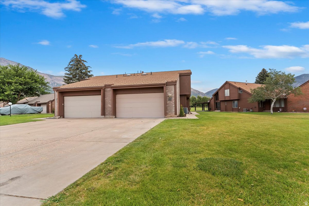 69 WHITE BARN DR Pleasant View, UT 84414