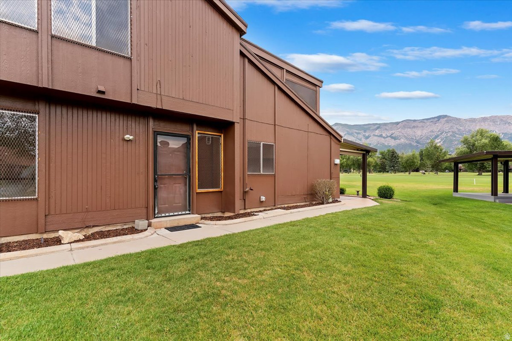 69 WHITE BARN DR Pleasant View, UT 84414