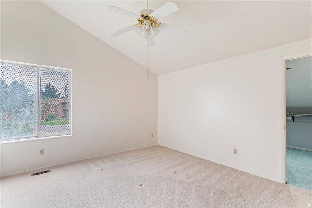 69 WHITE BARN DR Pleasant View, UT 84414