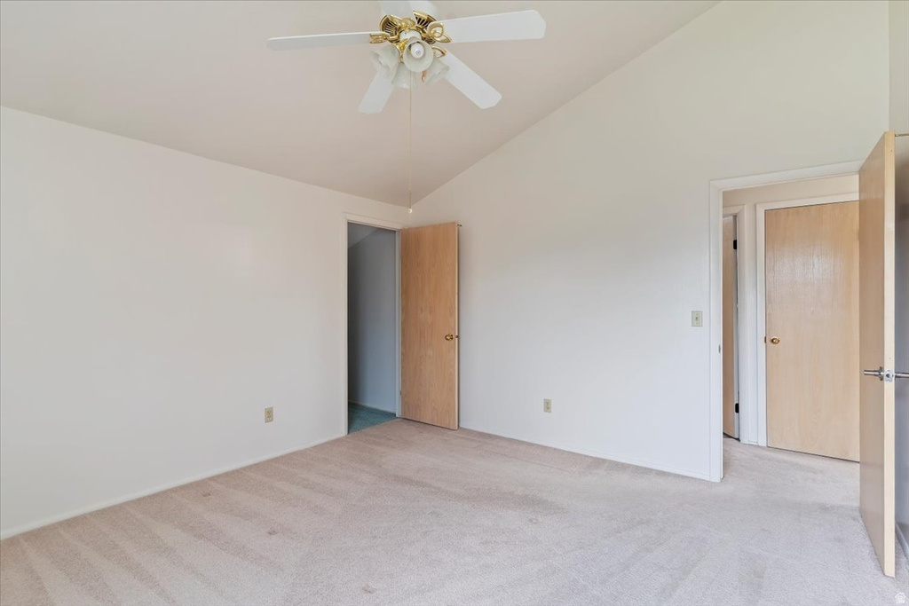 69 WHITE BARN DR Pleasant View, UT 84414