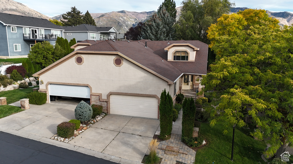 22 HILLSBOROUGH DR Pleasant View, UT 84414