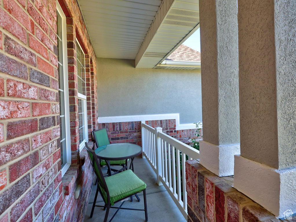 290 E REGENT PARK CT Midvale, UT 84047