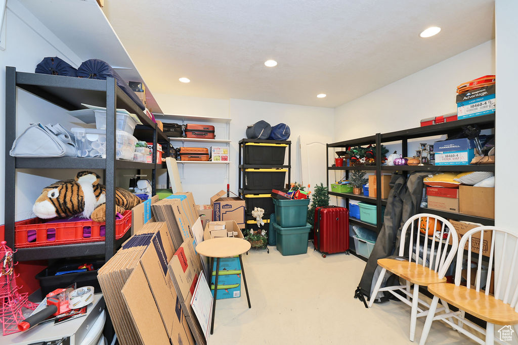 290 E REGENT PARK CT Midvale, UT 84047