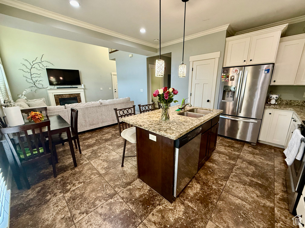 1767 W LUNFORD LN Riverton, UT 84065