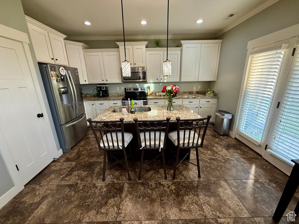 1767 W LUNFORD LN Riverton, UT 84065