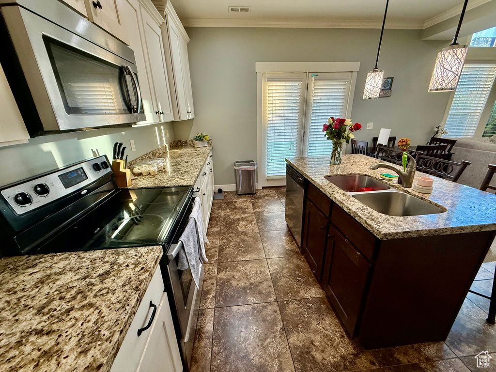 1767 W LUNFORD LN Riverton, UT 84065